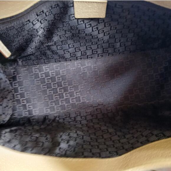 Authentic Gucci Jackie Canvas and Leather Beige Shoulder Bag $1,365 - Picture 10 of 16